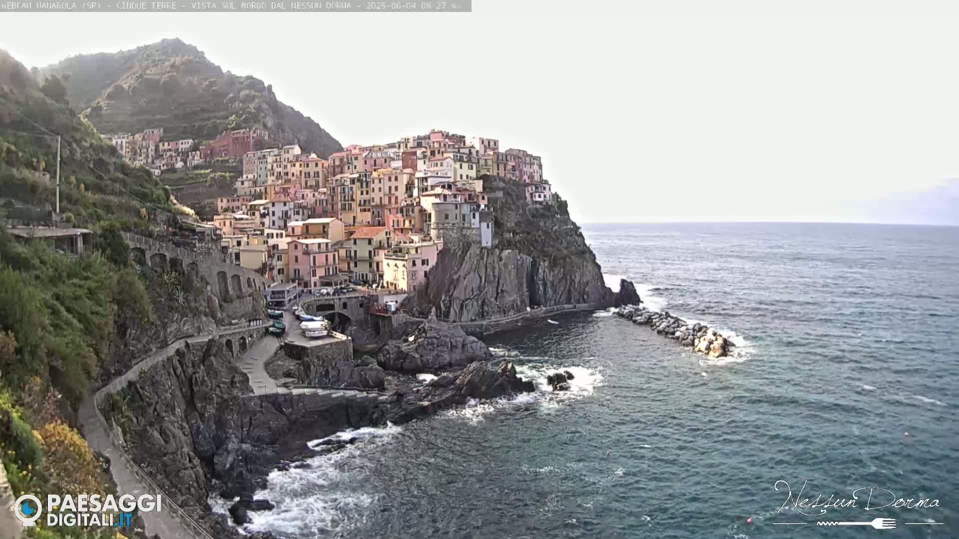 Manarola City Live Cam - La Spezia, Linguria, Italy