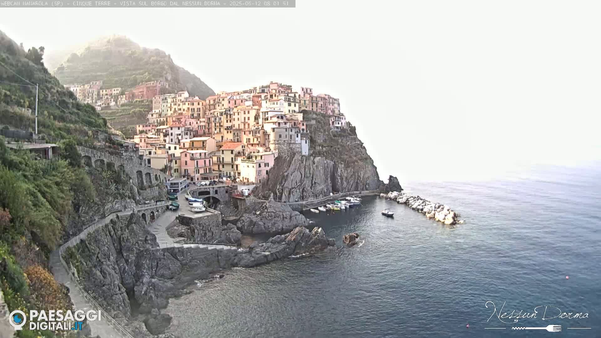 Manarola City Live Cam - La Spezia, Linguria, Italy