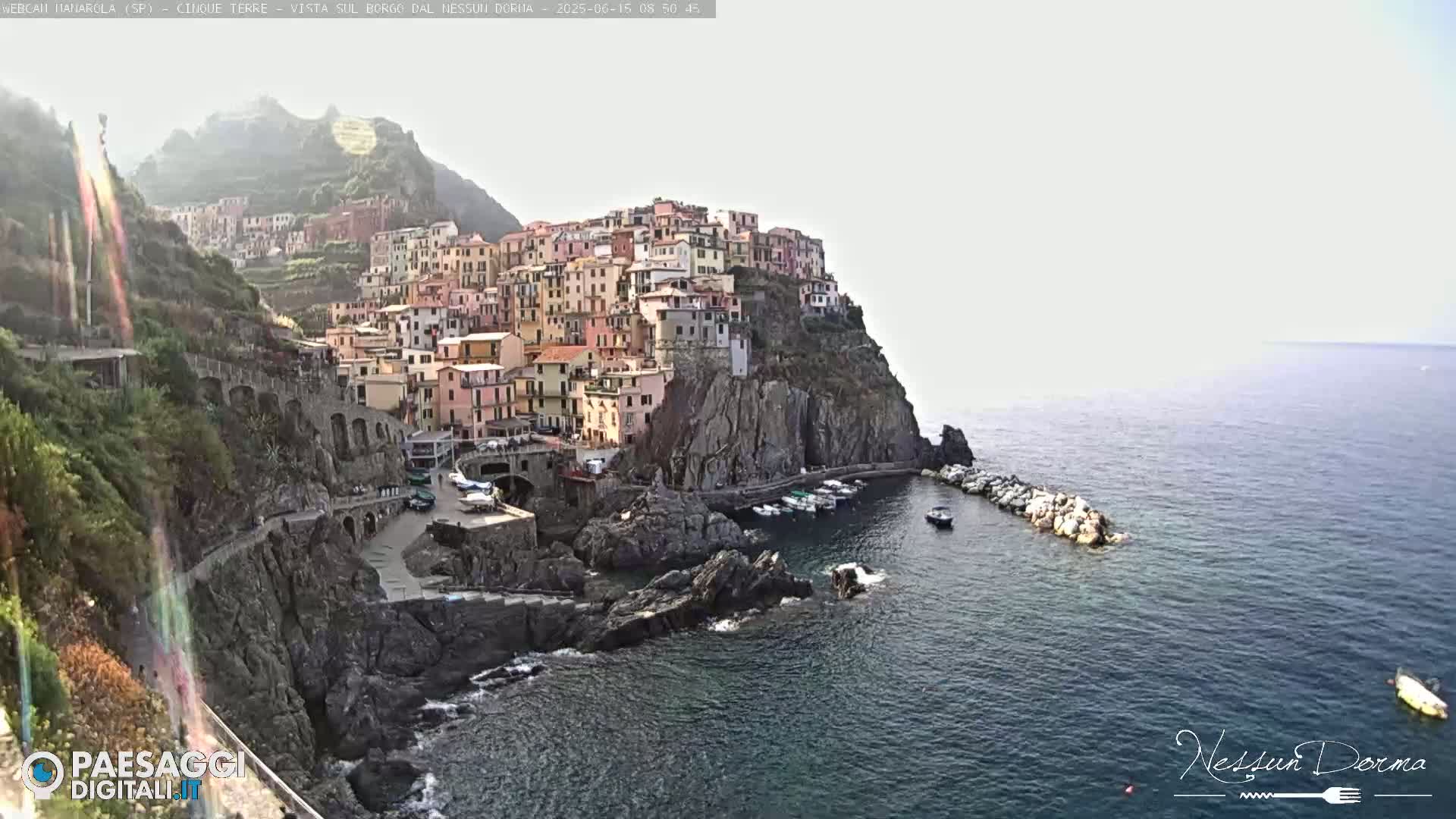 Manarola City Live Cam - La Spezia, Linguria, Italy