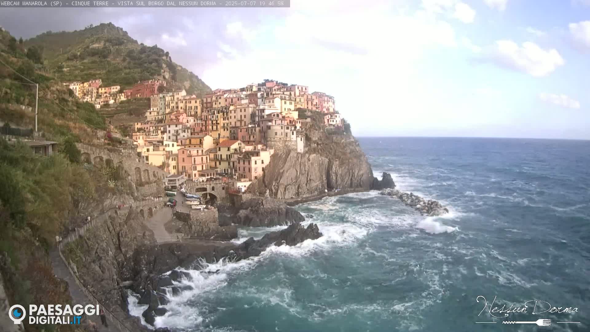 Cinque Terre, Manarola Village Live Cam - La Spezia, Linguria, Italy