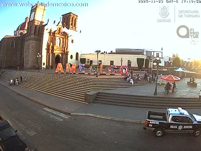 Amealco ,  Plaza Constitución (Constution Square) & Parroquia de Santa Maria Parish Live Cam - Centro, Amealco de Bonfil, Queretaro, Mexico