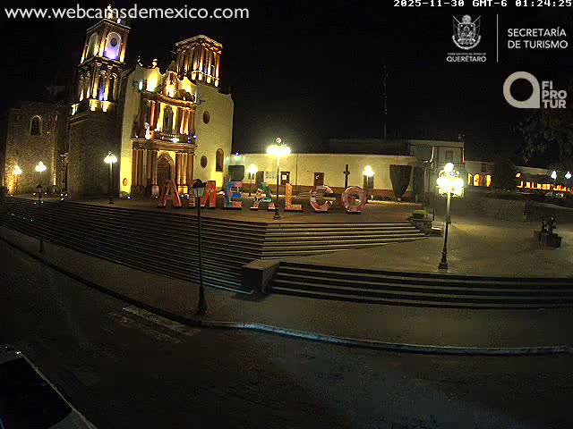 Amealco ,  Plaza Constitución (Constution Square) & Parroquia de Santa Maria Parish Live Cam - Centro, Amealco de Bonfil, Queretaro, Mexico