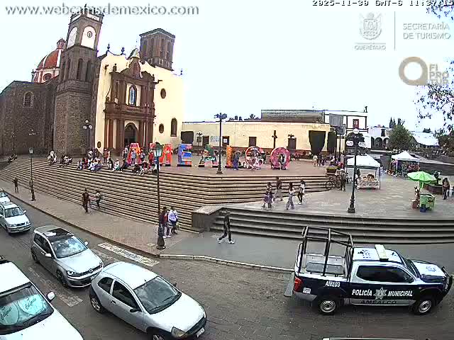 Amealco ,  Plaza Constitución (Constution Square) & Parroquia de Santa Maria Parish Live Cam - Centro, Amealco de Bonfil, Queretaro, Mexico