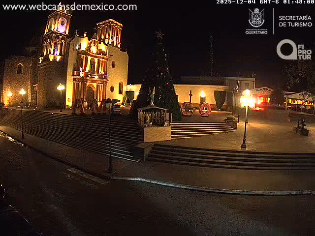 Amealco ,  Plaza Constitución (Constution Square) & Parroquia de Santa Maria Parish Live Cam - Centro, Amealco de Bonfil, Queretaro, Mexico