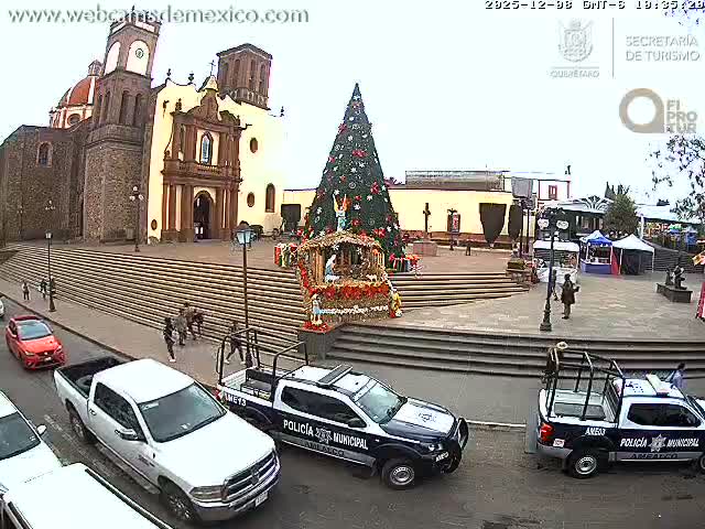 Amealco ,  Plaza Constitución (Constution Square) & Parroquia de Santa Maria Parish Live Cam - Centro, Amealco de Bonfil, Queretaro, Mexico