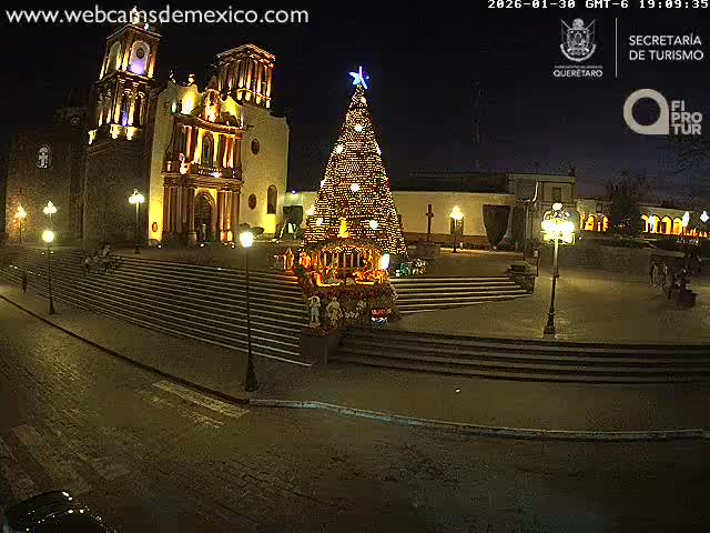Amealco ,  Plaza Constitución (Constution Square) & Parroquia de Santa Maria Parish Live Cam - Centro, Amealco de Bonfil, Queretaro, Mexico