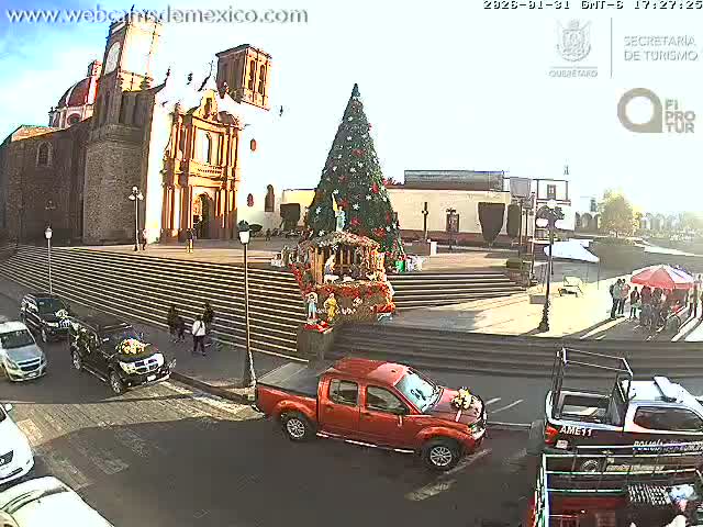 Amealco ,  Plaza Constitución (Constution Square) & Parroquia de Santa Maria Parish Live Cam - Centro, Amealco de Bonfil, Queretaro, Mexico