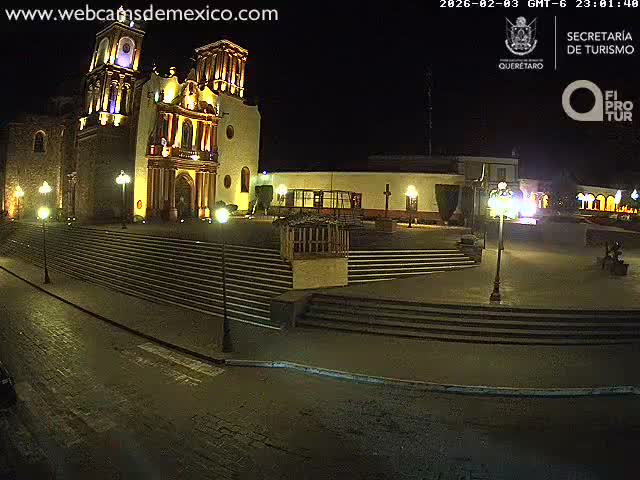 Amealco ,  Plaza Constitución (Constution Square) & Parroquia de Santa Maria Parish Live Cam - Centro, Amealco de Bonfil, Queretaro, Mexico