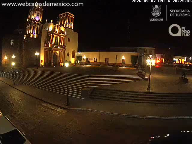 Amealco ,  Plaza Constitución (Constution Square) & Parroquia de Santa Maria Parish Live Cam - Centro, Amealco de Bonfil, Queretaro, Mexico