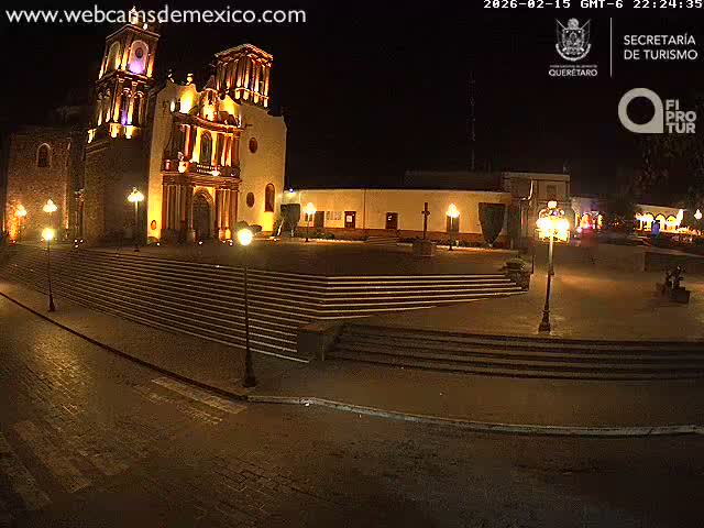 Amealco ,  Plaza Constitución (Constution Square) & Parroquia de Santa Maria Parish Live Cam - Centro, Amealco de Bonfil, Queretaro, Mexico