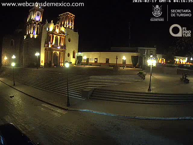 Amealco ,  Plaza Constitución (Constution Square) & Parroquia de Santa Maria Parish Live Cam - Centro, Amealco de Bonfil, Queretaro, Mexico