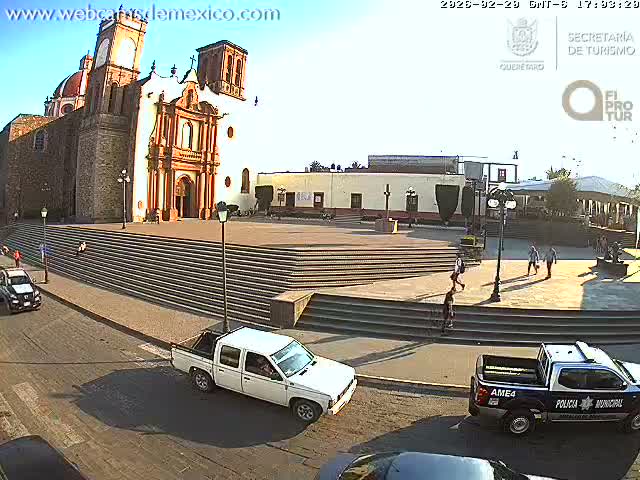 Amealco ,  Plaza Constitución (Constution Square) & Parroquia de Santa Maria Parish Live Cam - Centro, Amealco de Bonfil, Queretaro, Mexico