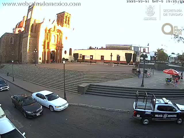 Amealco ,  Plaza Constitución (Constution Square) & Parroquia de Santa Maria Parish Live Cam - Centro, Amealco de Bonfil, Queretaro, Mexico
