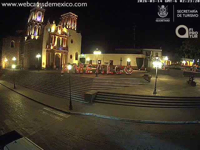 Amealco ,  Plaza Constitución (Constution Square) & Parroquia de Santa Maria Parish Live Cam - Centro, Amealco de Bonfil, Queretaro, Mexico