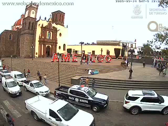 Amealco ,  Plaza Constitución (Constution Square) & Parroquia de Santa Maria Parish Live Cam - Centro, Amealco de Bonfil, Queretaro, Mexico