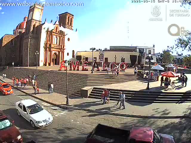 Amealco ,  Plaza Constitución (Constution Square) & Parroquia de Santa Maria Parish Live Cam - Centro, Amealco de Bonfil, Queretaro, Mexico