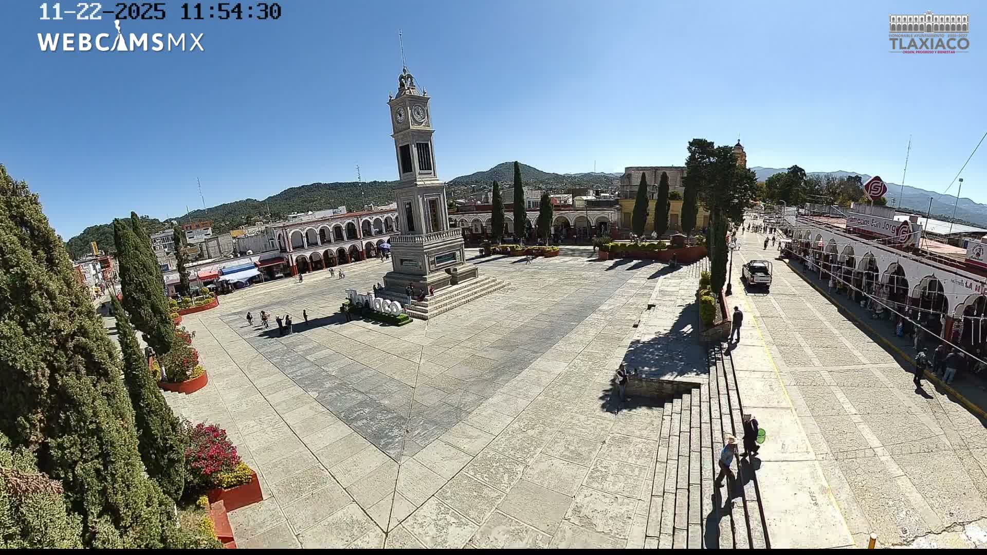 Oaxaca, Tlaxiaco City & Plind of Tlaxiaco Zocalo Live Cam - Centro, Heroica ciudad de Tlaxiaco, Oaxaca, Mexico