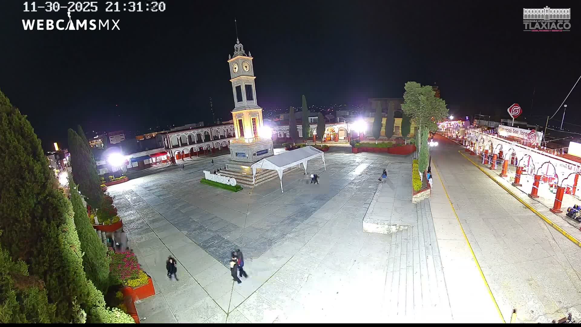 Oaxaca, Tlaxiaco City & Plind of Tlaxiaco Zocalo Live Cam - Centro, Heroica ciudad de Tlaxiaco, Oaxaca, Mexico