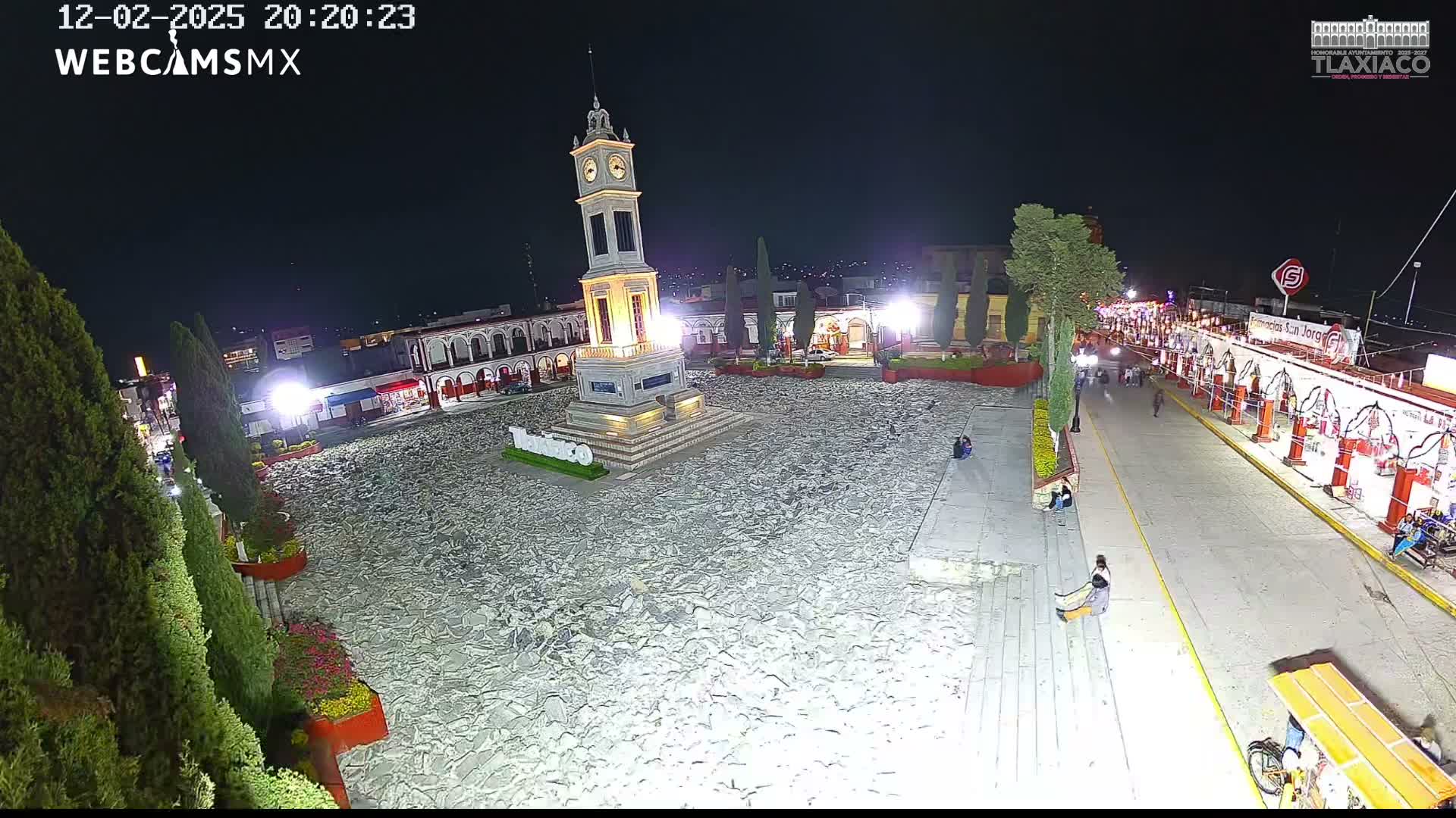Oaxaca, Tlaxiaco City & Plind of Tlaxiaco Zocalo Live Cam - Centro, Heroica ciudad de Tlaxiaco, Oaxaca, Mexico