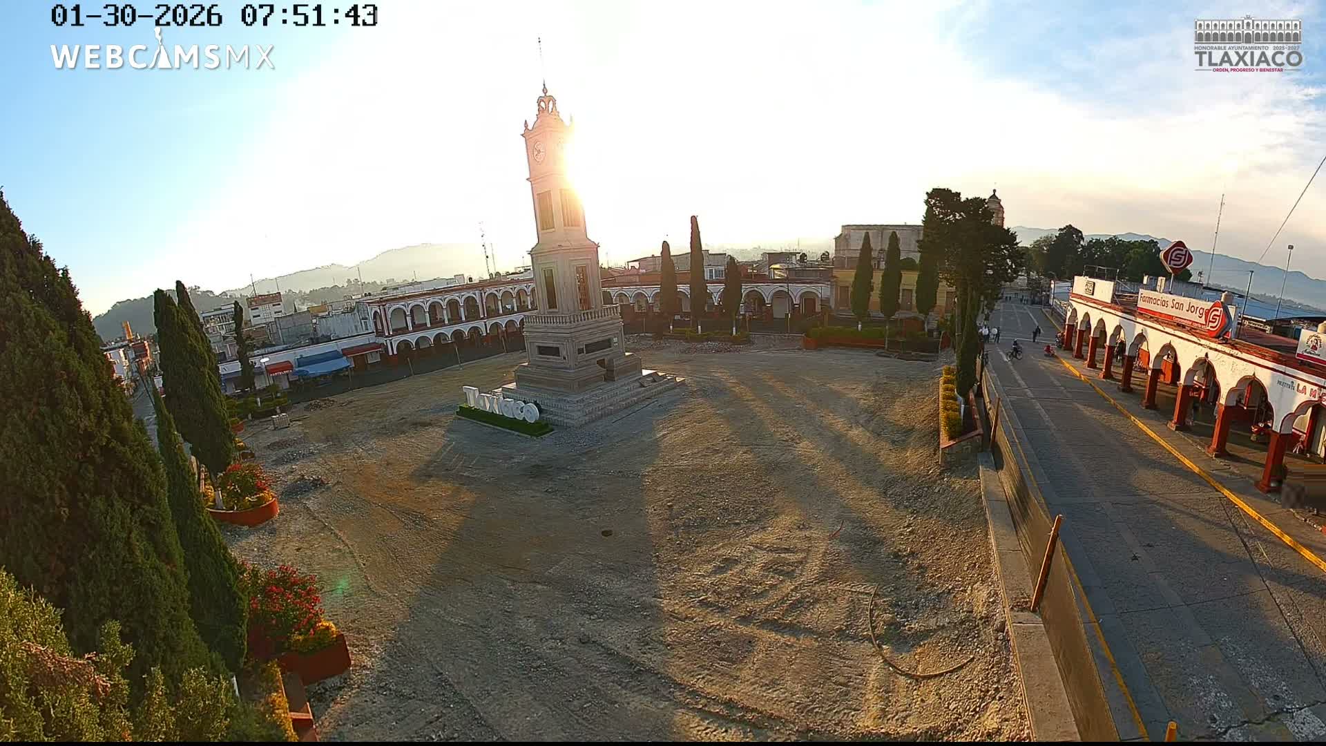 Oaxaca, Tlaxiaco City & Plind of Tlaxiaco Zocalo Live Cam - Centro, Heroica ciudad de Tlaxiaco, Oaxaca, Mexico