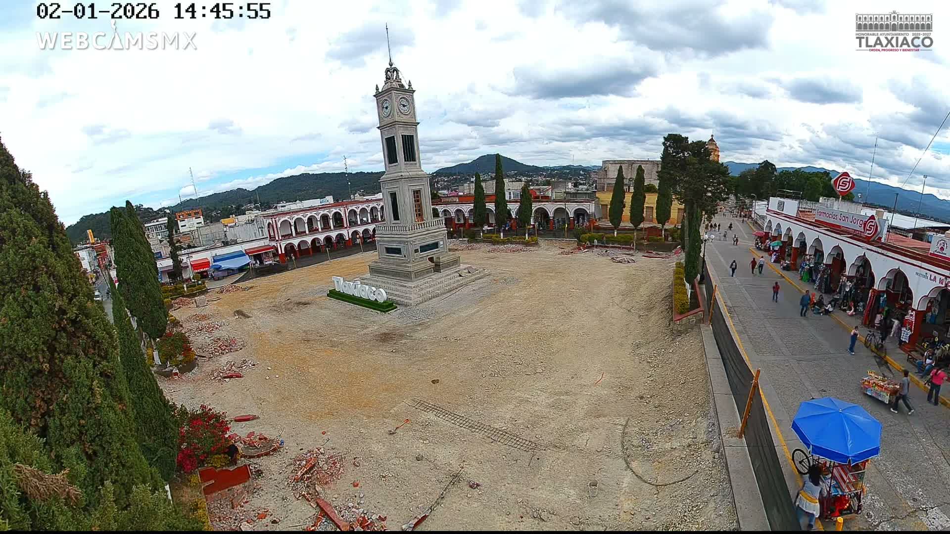 Oaxaca, Tlaxiaco City & Plind of Tlaxiaco Zocalo Live Cam - Centro, Heroica ciudad de Tlaxiaco, Oaxaca, Mexico