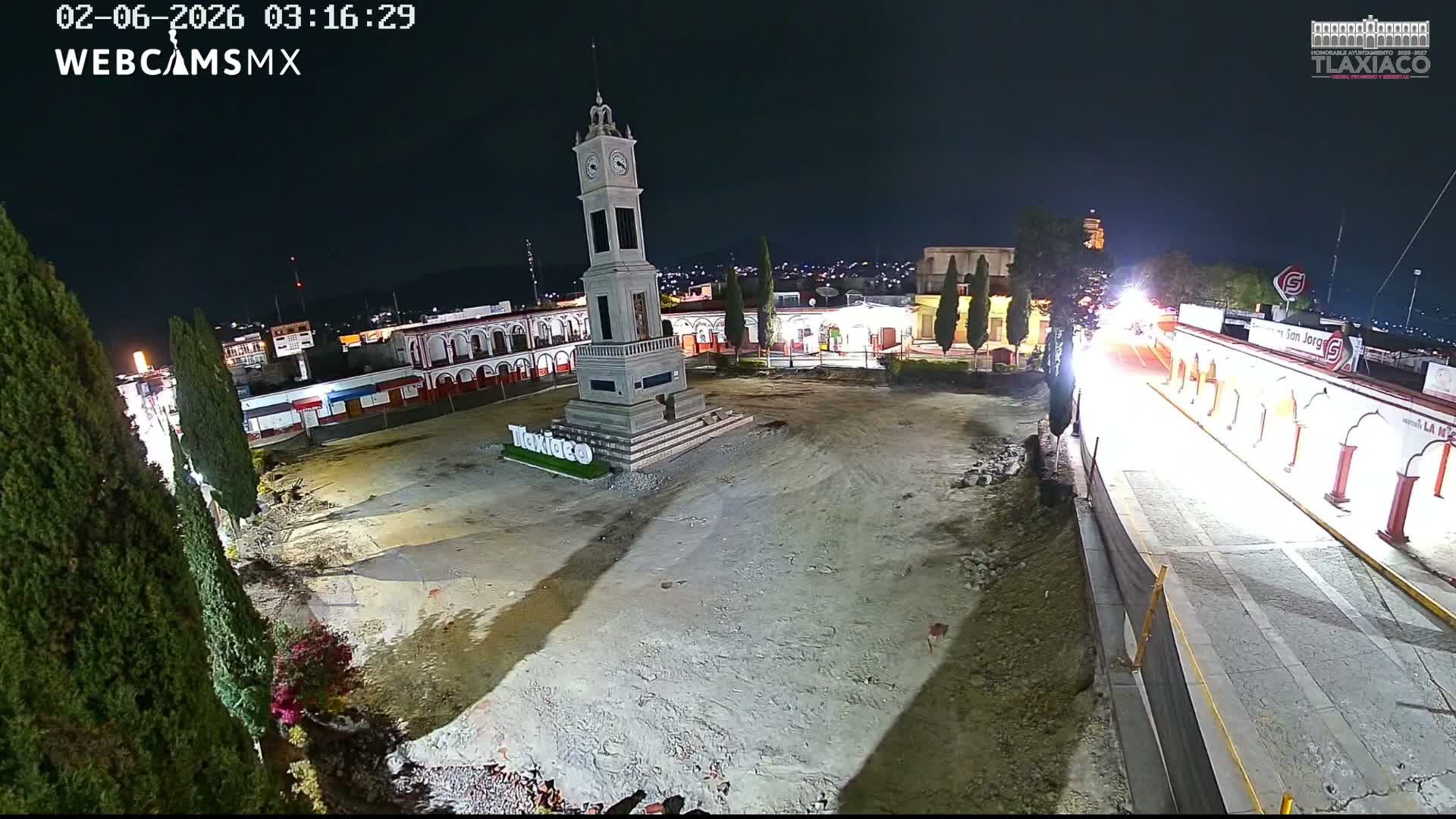 Oaxaca, Tlaxiaco City & Plind of Tlaxiaco Zocalo Live Cam - Centro, Heroica ciudad de Tlaxiaco, Oaxaca, Mexico