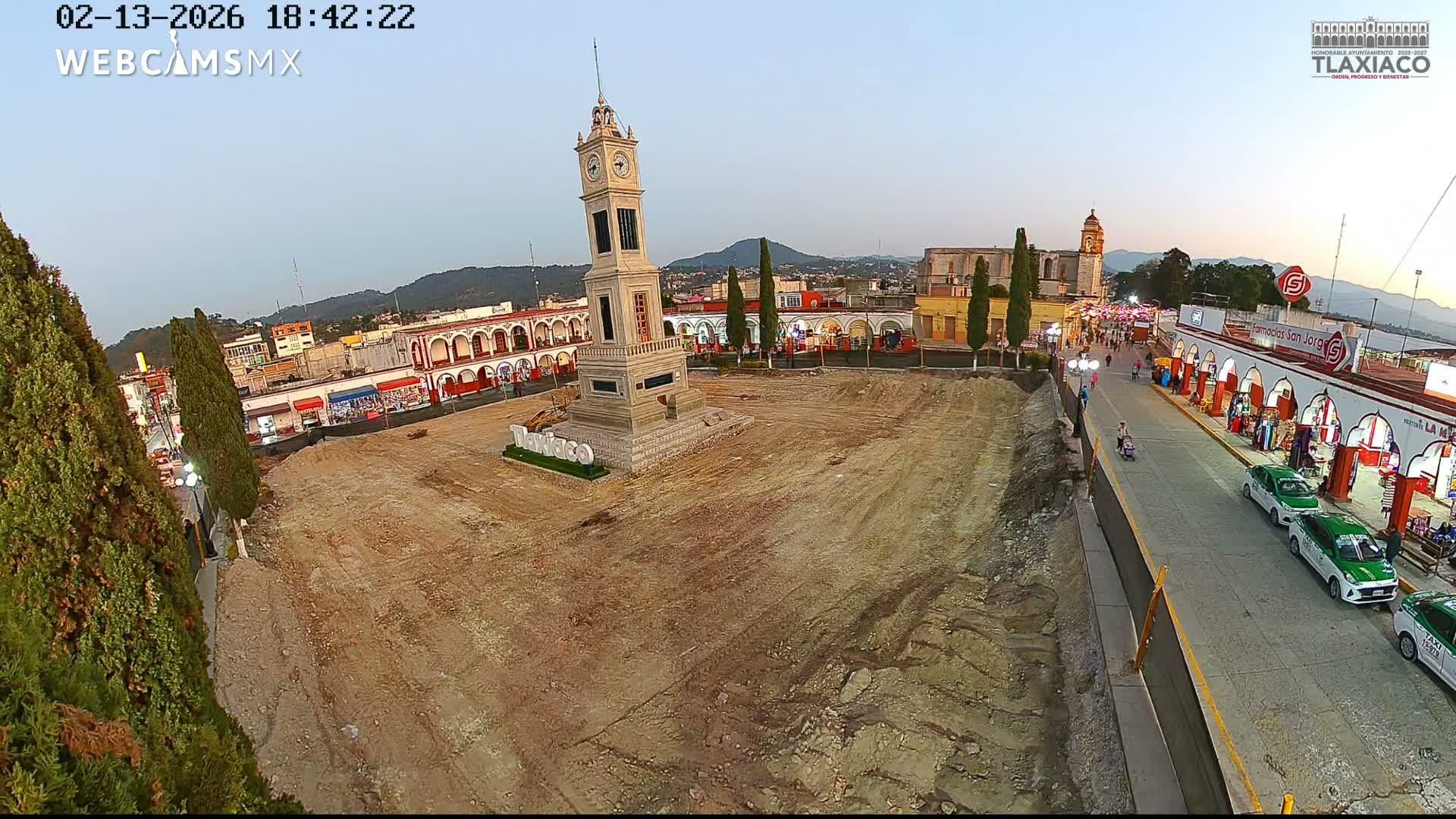 Oaxaca, Tlaxiaco City & Plind of Tlaxiaco Zocalo Live Cam - Centro, Heroica ciudad de Tlaxiaco, Oaxaca, Mexico