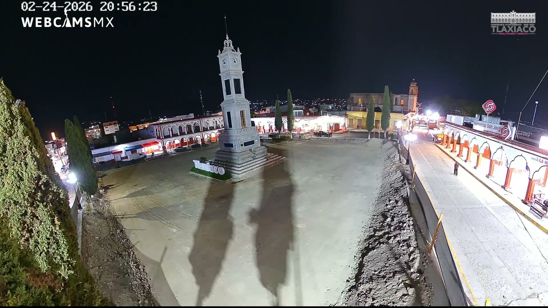 Oaxaca, Tlaxiaco City & Plind of Tlaxiaco Zocalo Live Cam - Centro, Heroica ciudad de Tlaxiaco, Oaxaca, Mexico