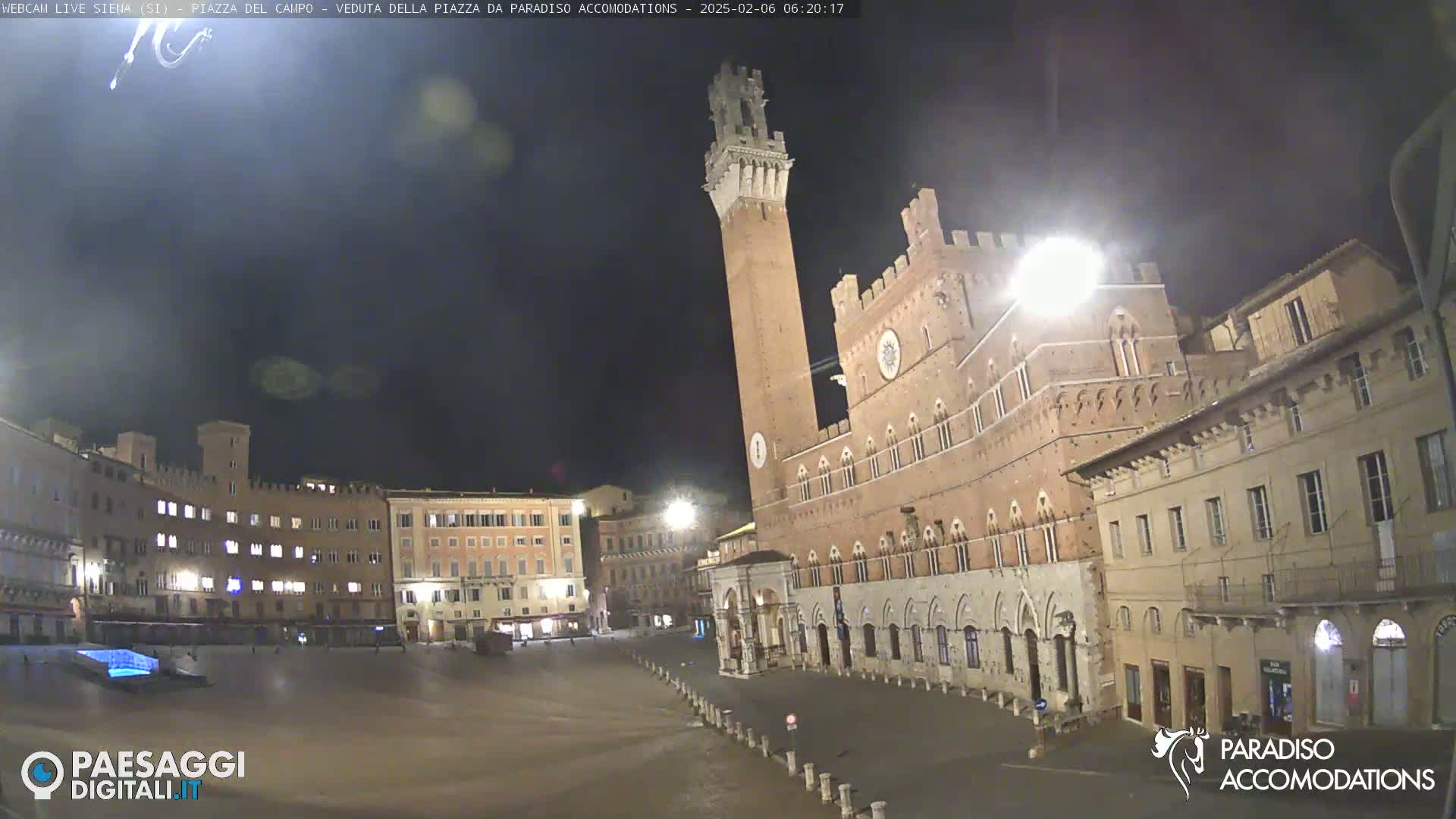  Siena , Piazza del Campo II Square Live Cam - Tuscany, Italy