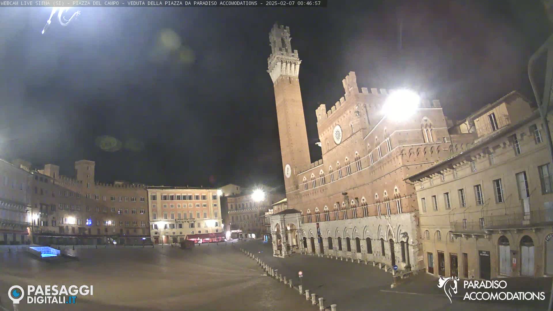  Siena , Piazza del Campo II Square Live Cam - Tuscany, Italy