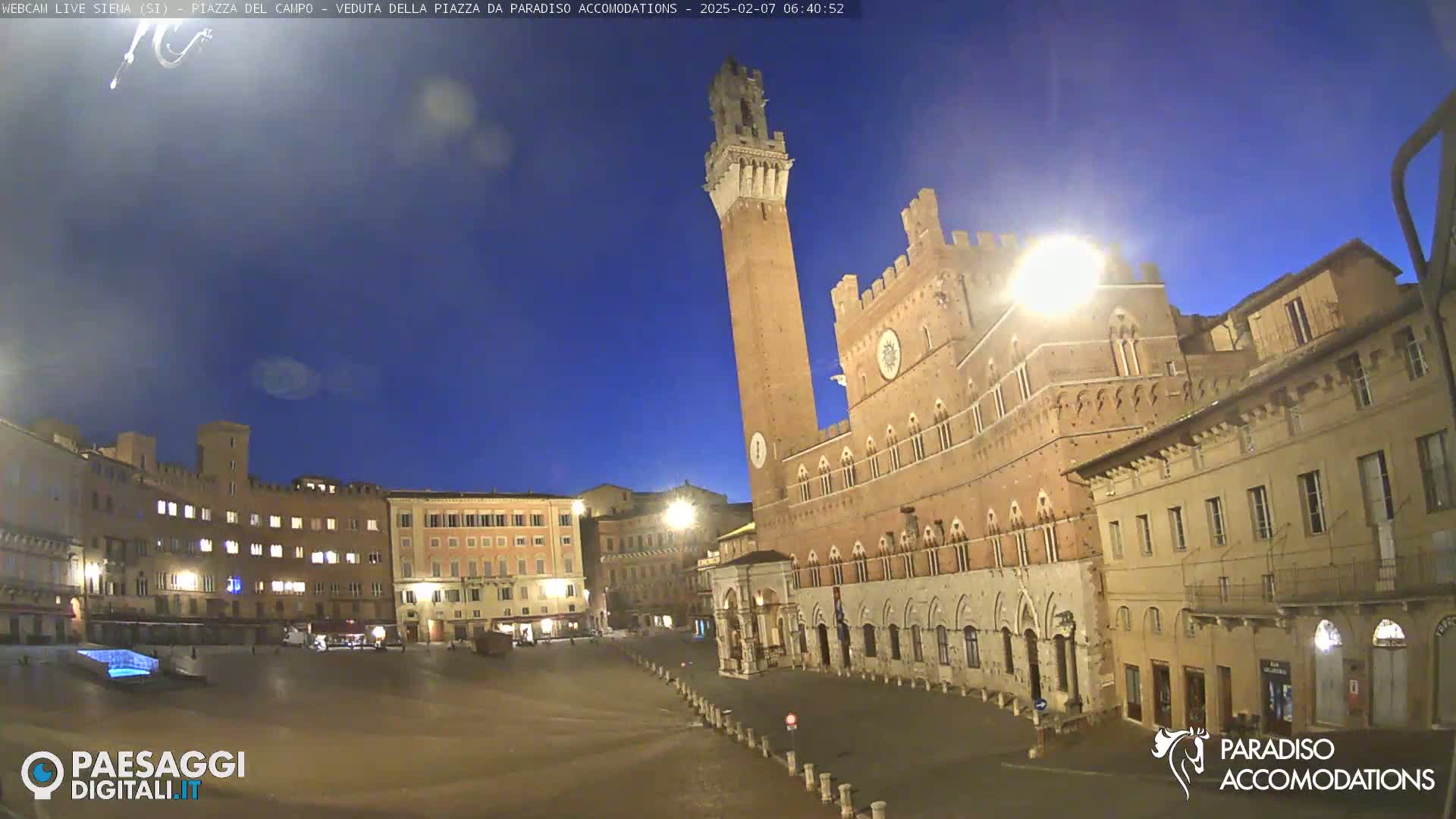  Siena , Piazza del Campo II Square Live Cam - Tuscany, Italy