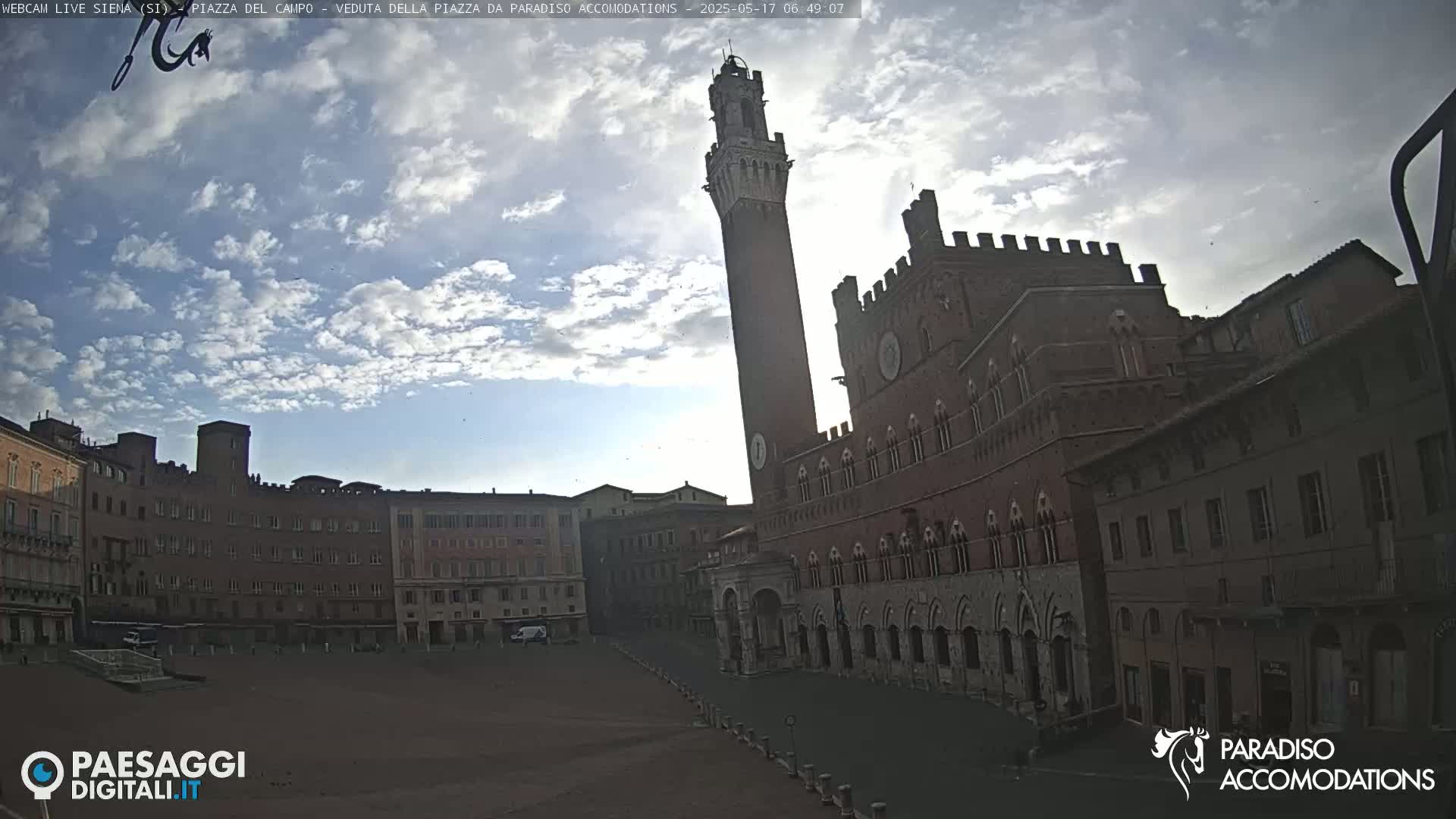  Siena , Piazza del Campo II Square Live Cam - Tuscany, Italy