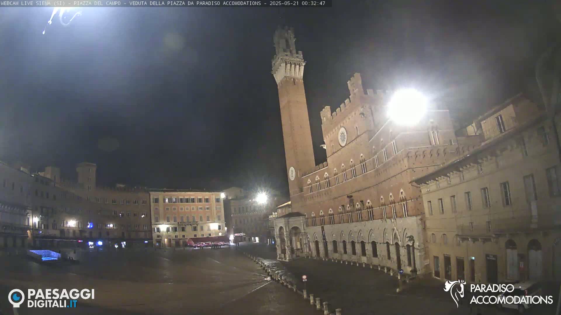  Siena , Piazza del Campo II Square Live Cam - Tuscany, Italy