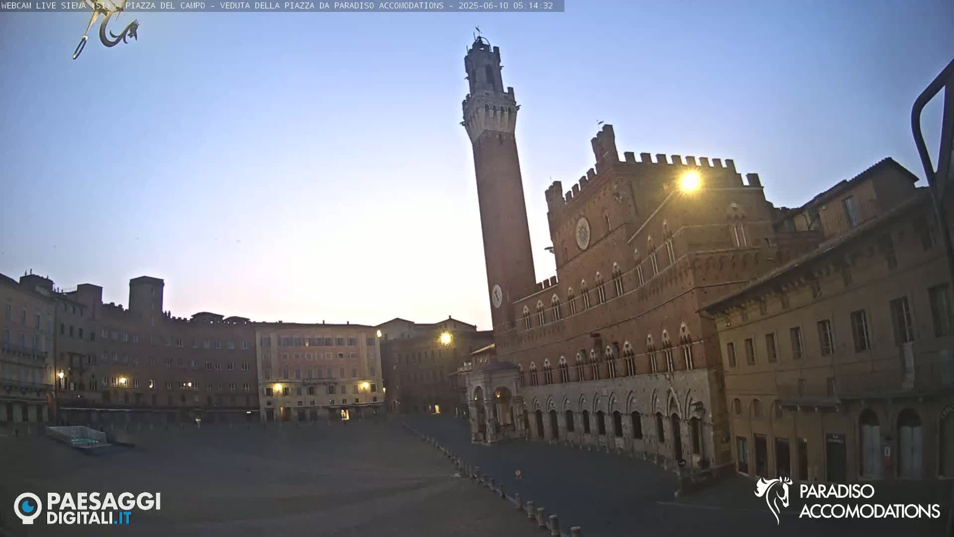  Siena , Piazza del Campo II Square Live Cam - Tuscany, Italy