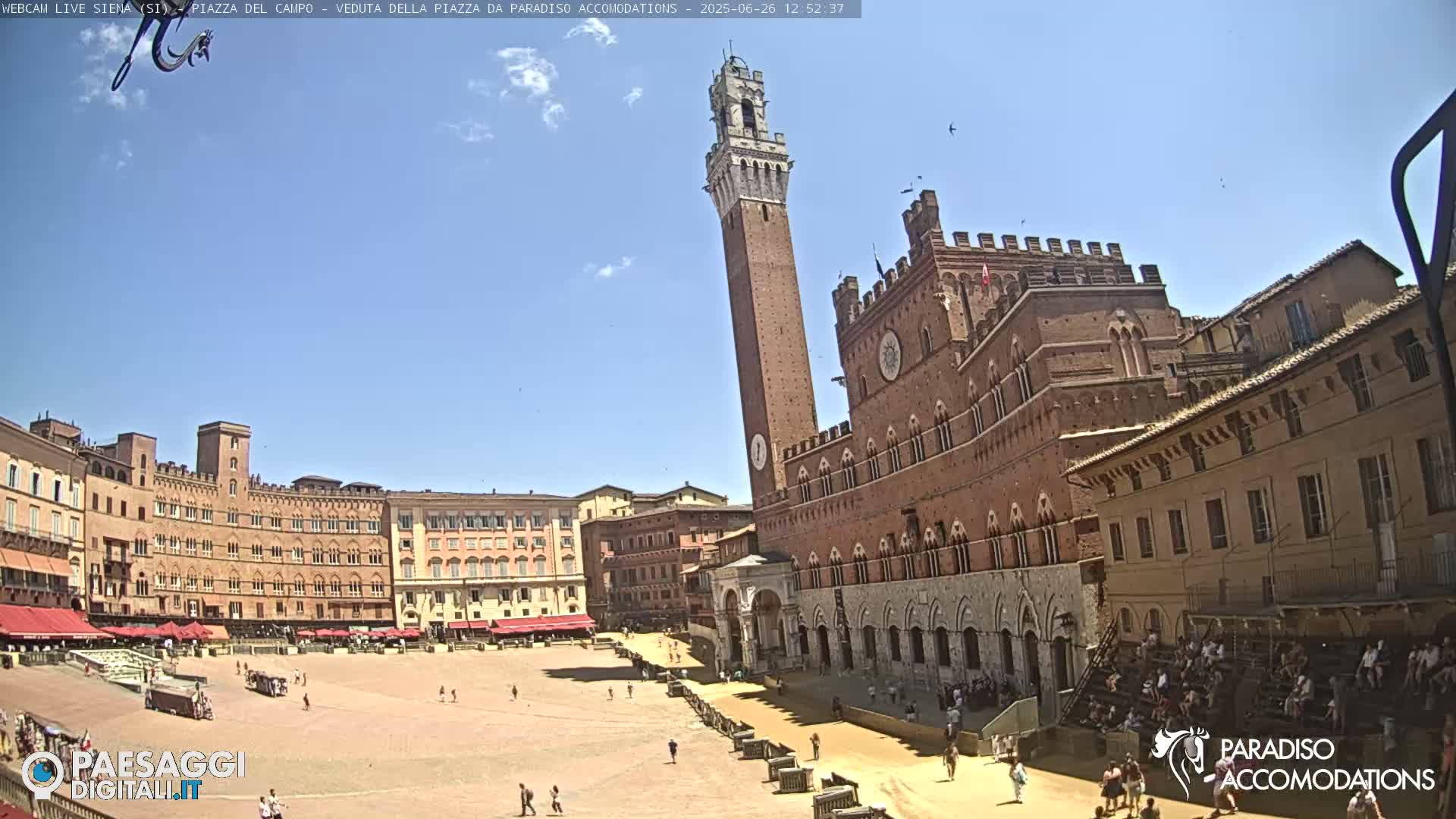 Siena , Piazza del Campo II Square Live Cam - Tuscany, Italy