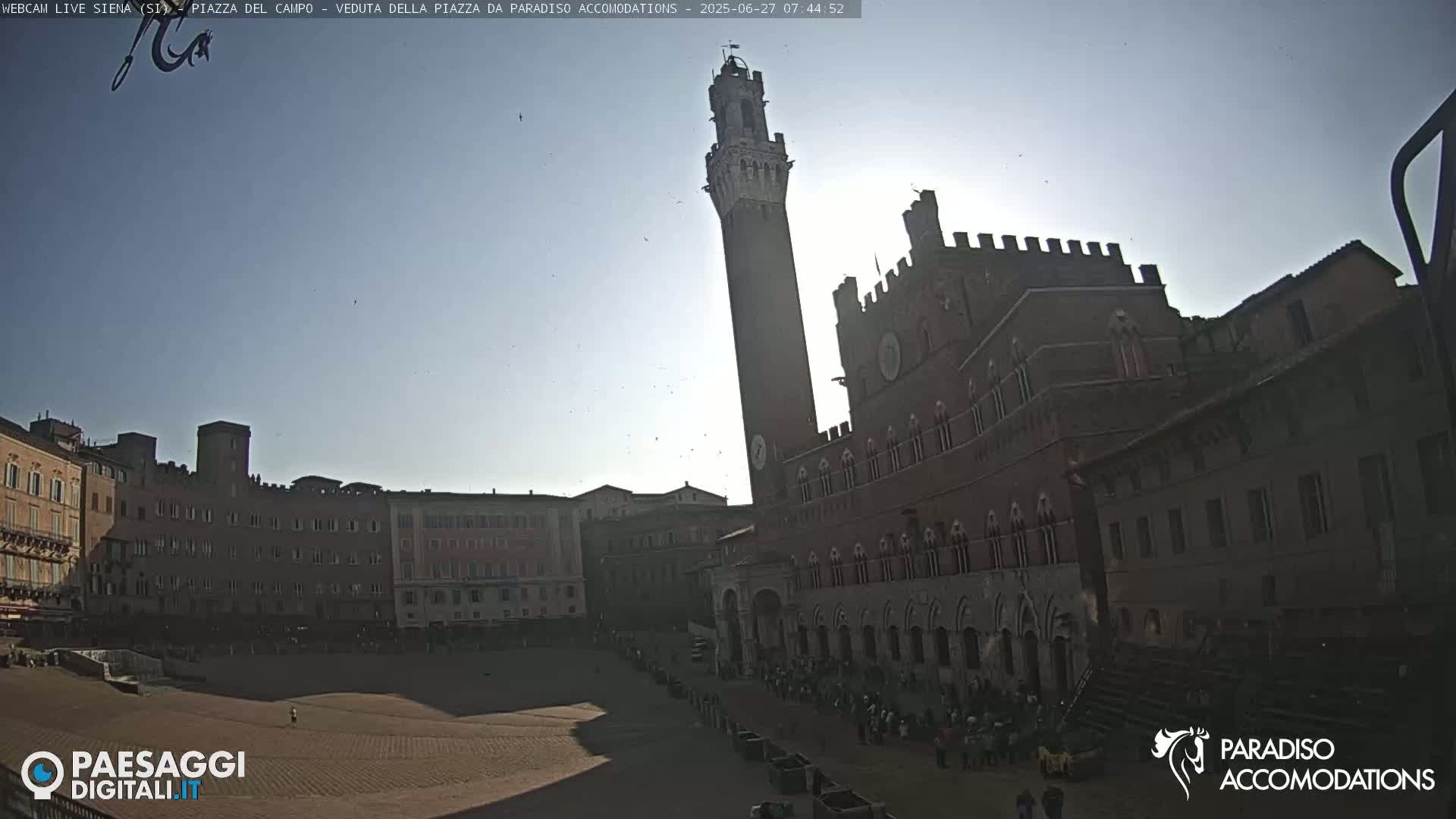 Siena , Piazza del Campo II Square Live Cam - Tuscany, Italy
