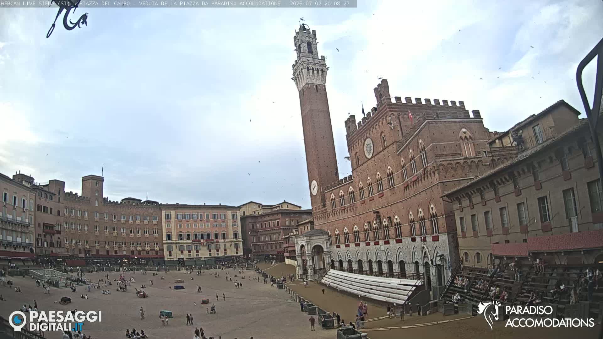 Siena , Piazza del Campo II Square Live Cam - Tuscany, Italy