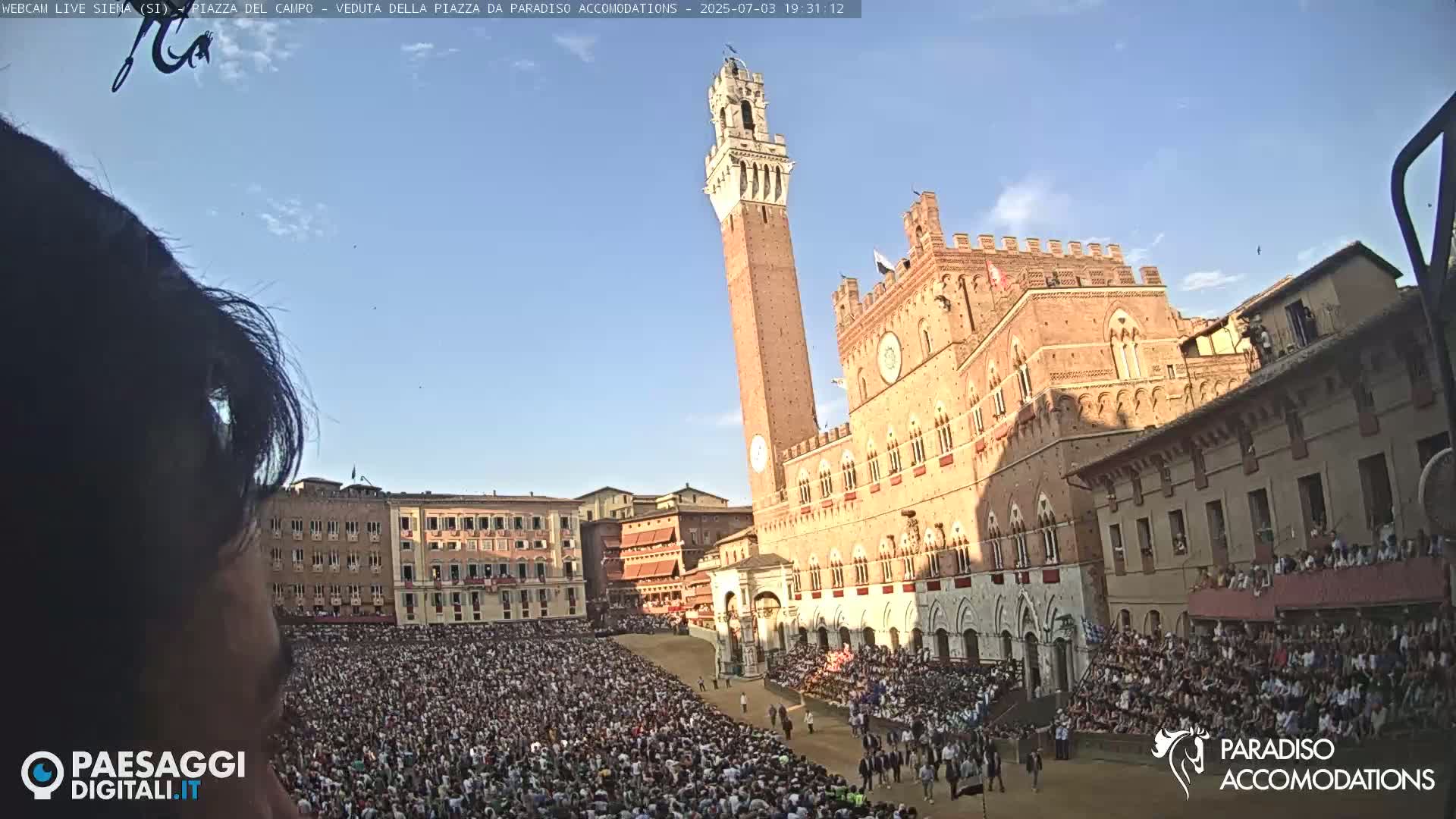 Siena , Piazza del Campo II Square Live Cam - Tuscany, Italy