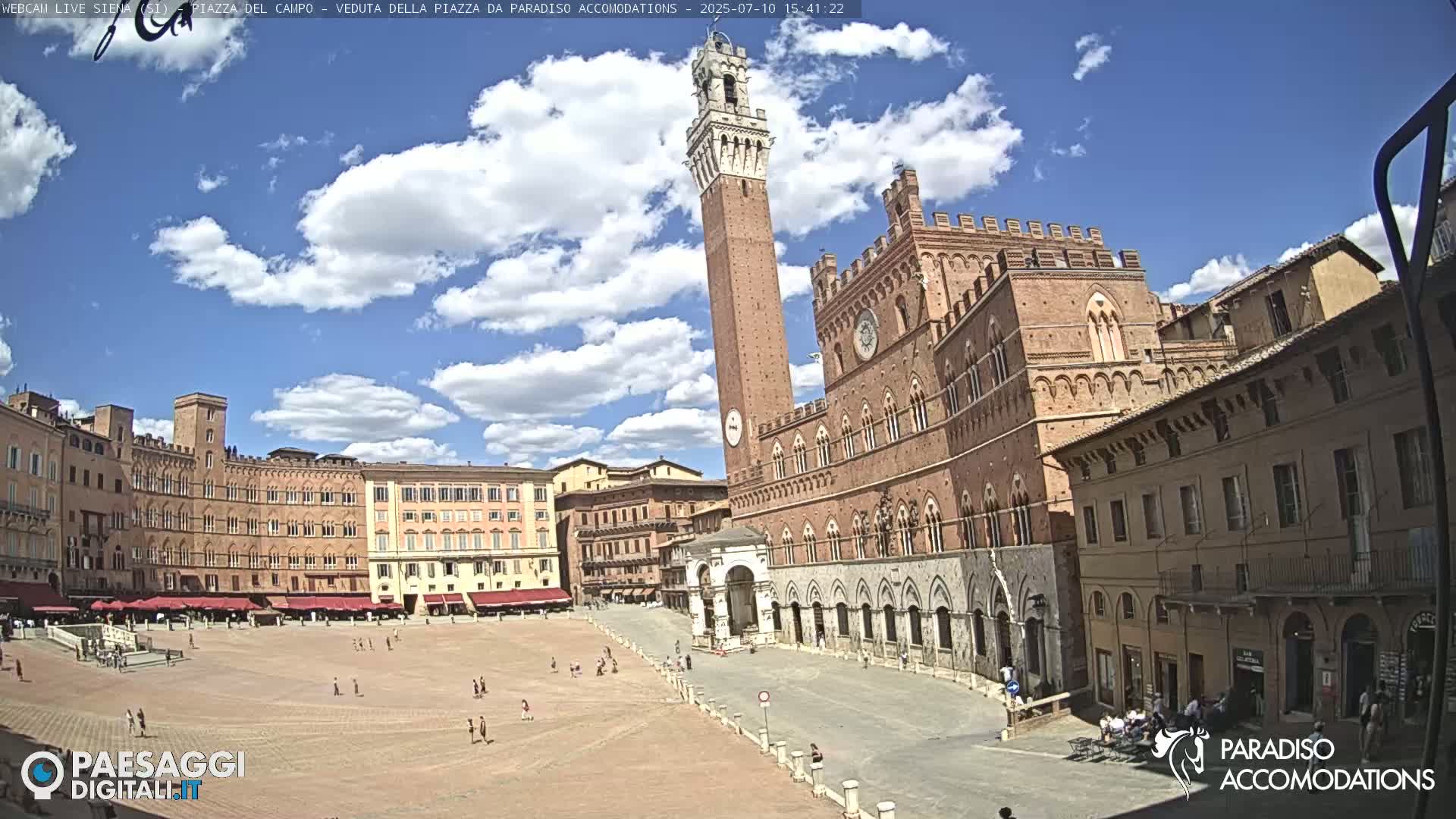 Siena , Piazza del Campo II Square Live Cam - Tuscany, Italy