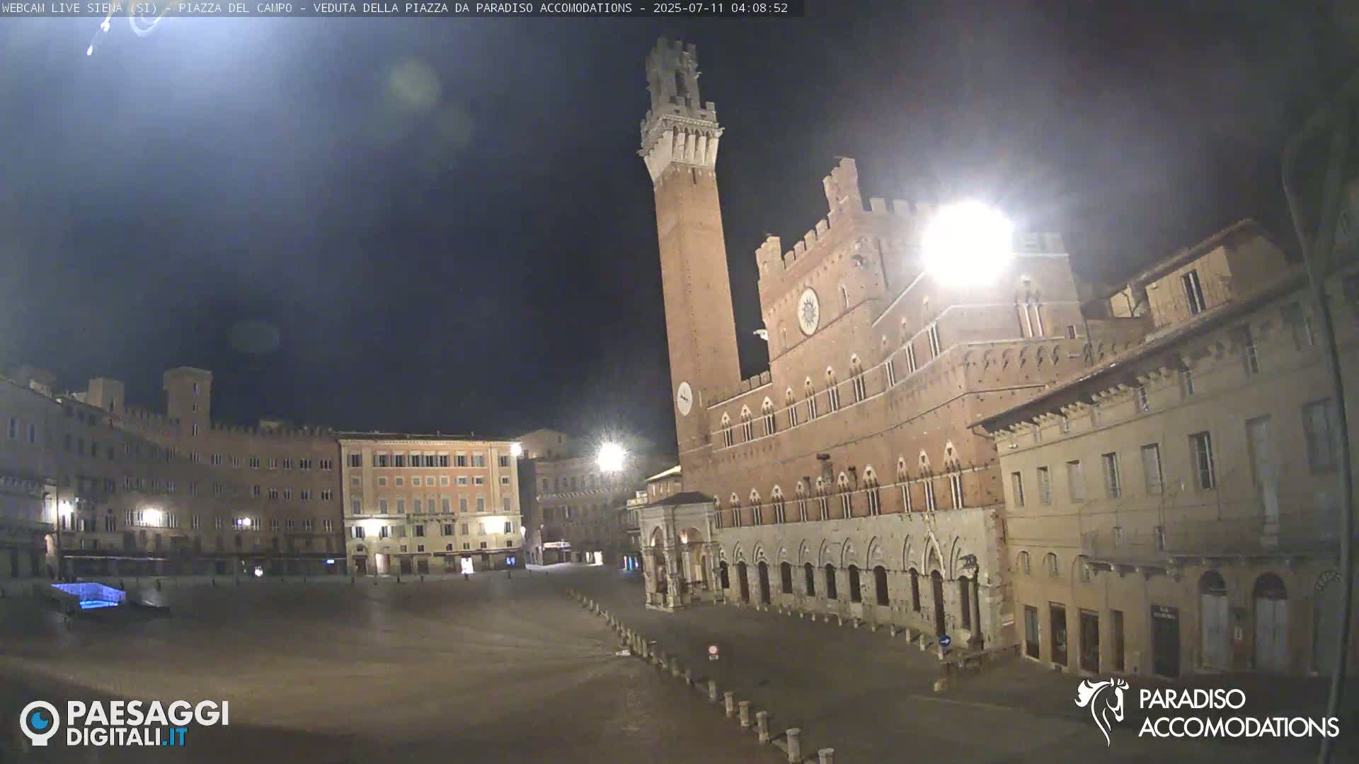 Siena , Piazza del Campo II Square Live Cam - Tuscany, Italy
