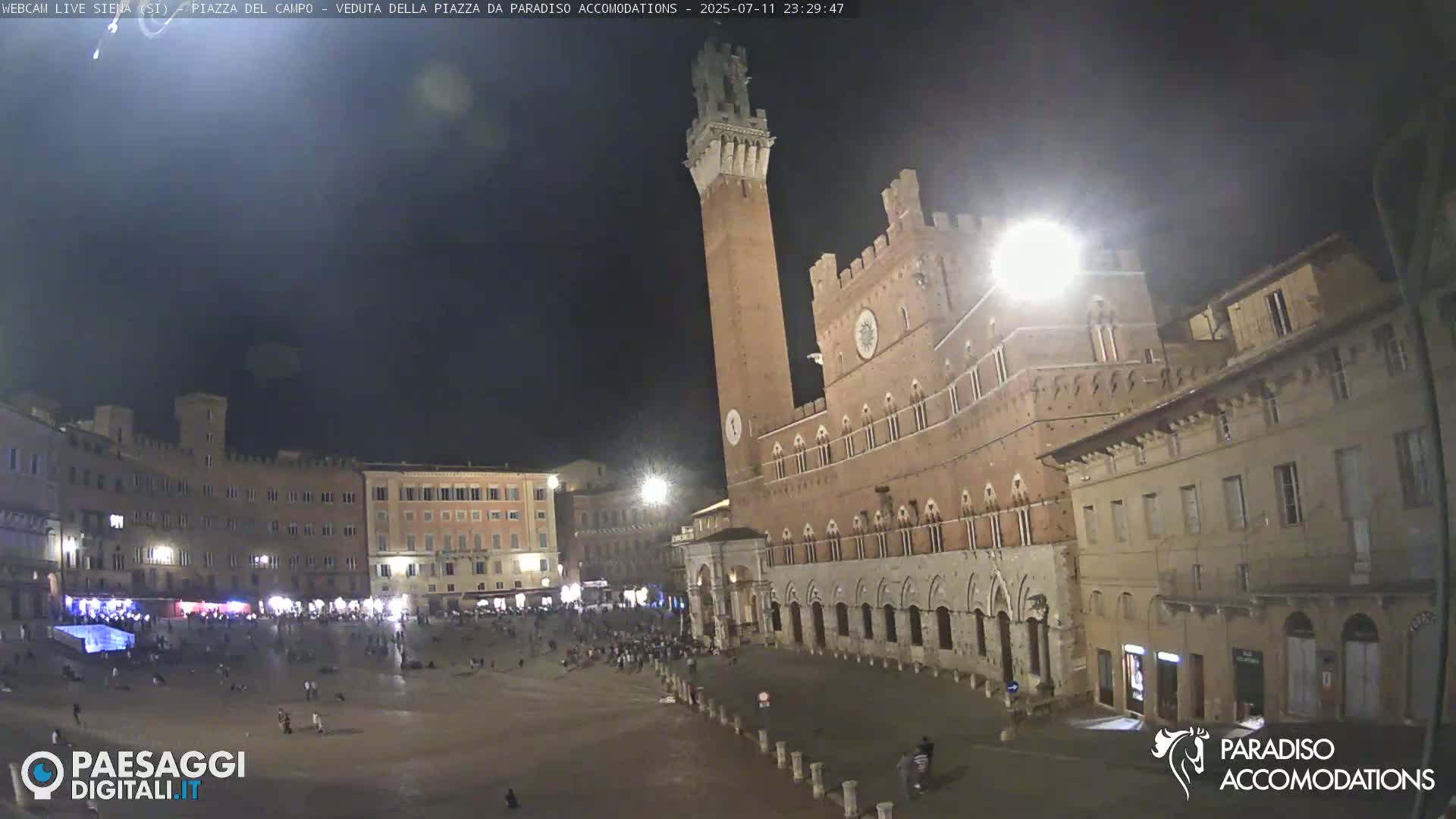 Siena , Piazza del Campo II Square Live Cam - Tuscany, Italy