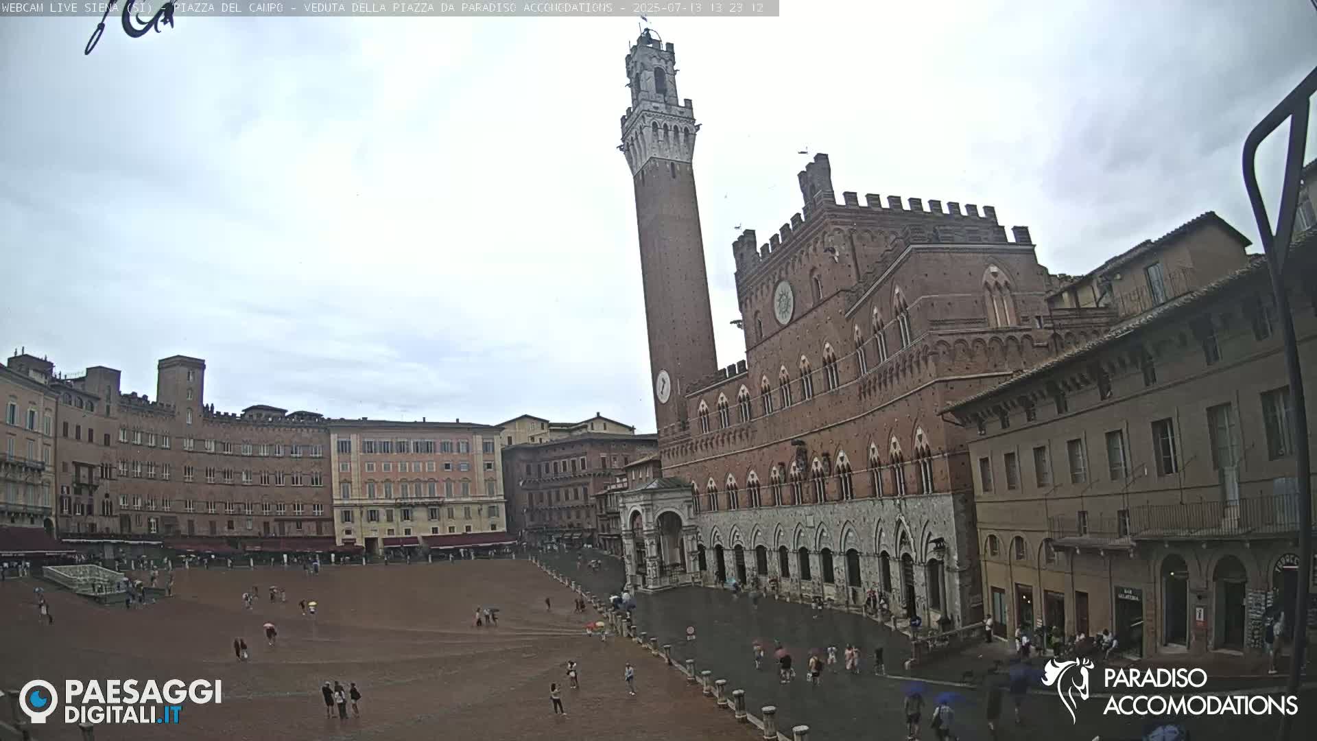 Siena , Piazza del Campo II Square Live Cam - Tuscany, Italy