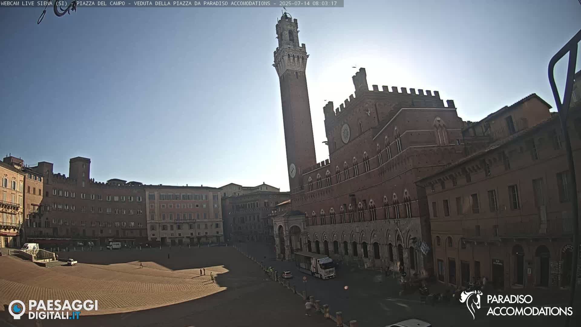 Siena , Piazza del Campo II Square Live Cam - Tuscany, Italy