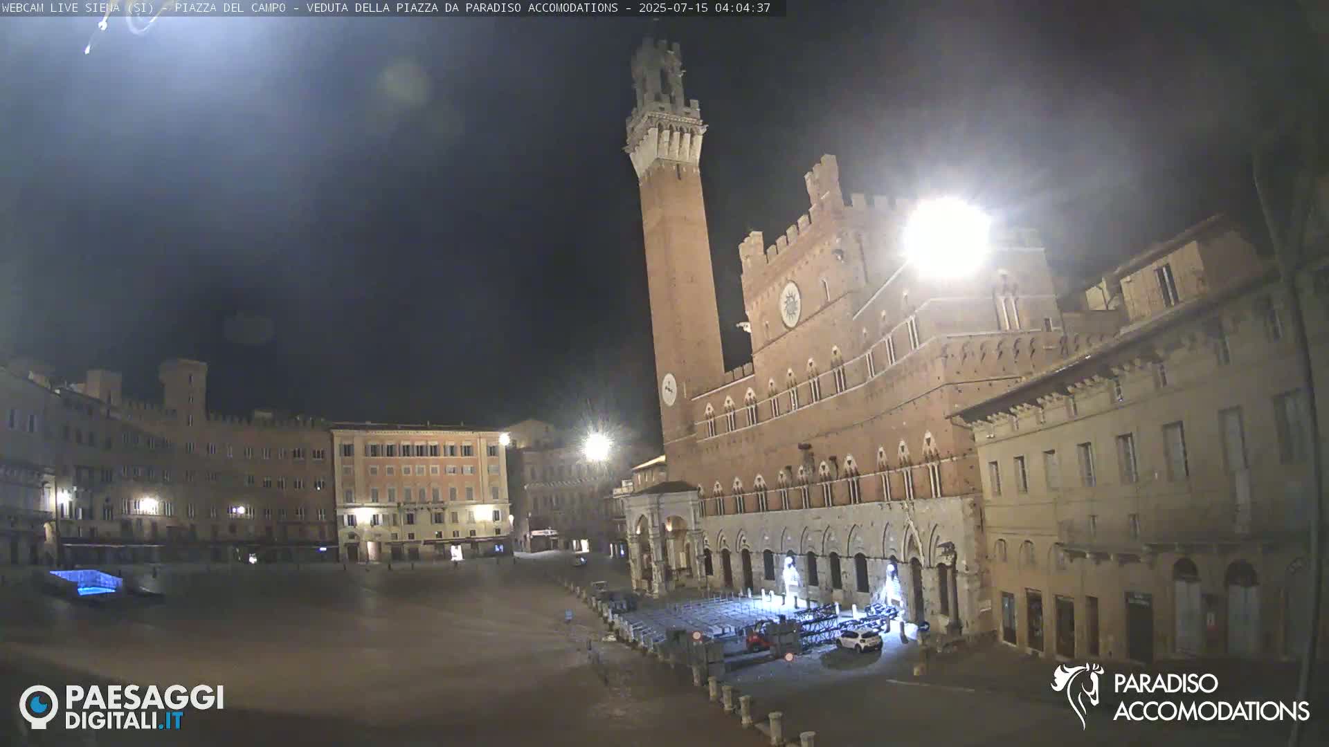 Siena , Piazza del Campo II Square Live Cam - Tuscany, Italy
