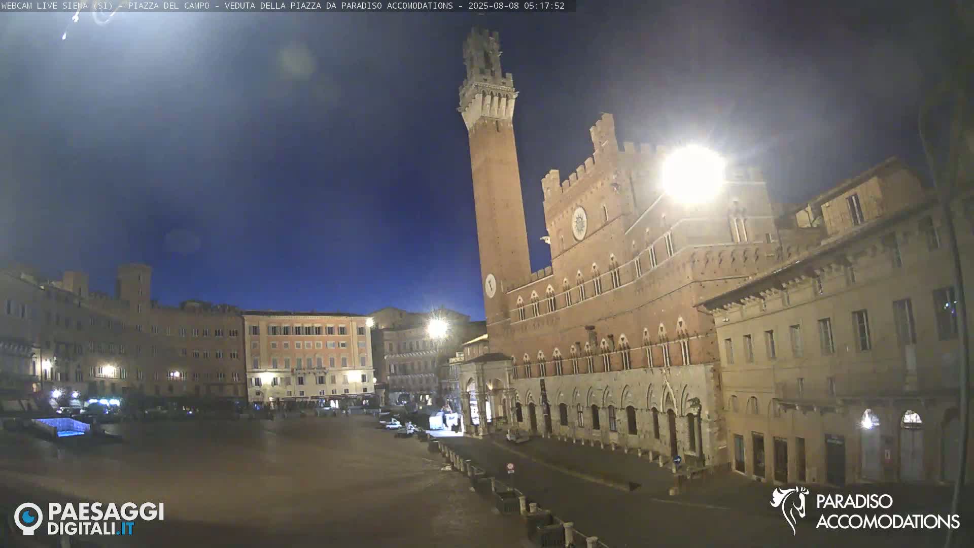 Siena , Piazza del Campo II Square Live Cam - Tuscany, Italy