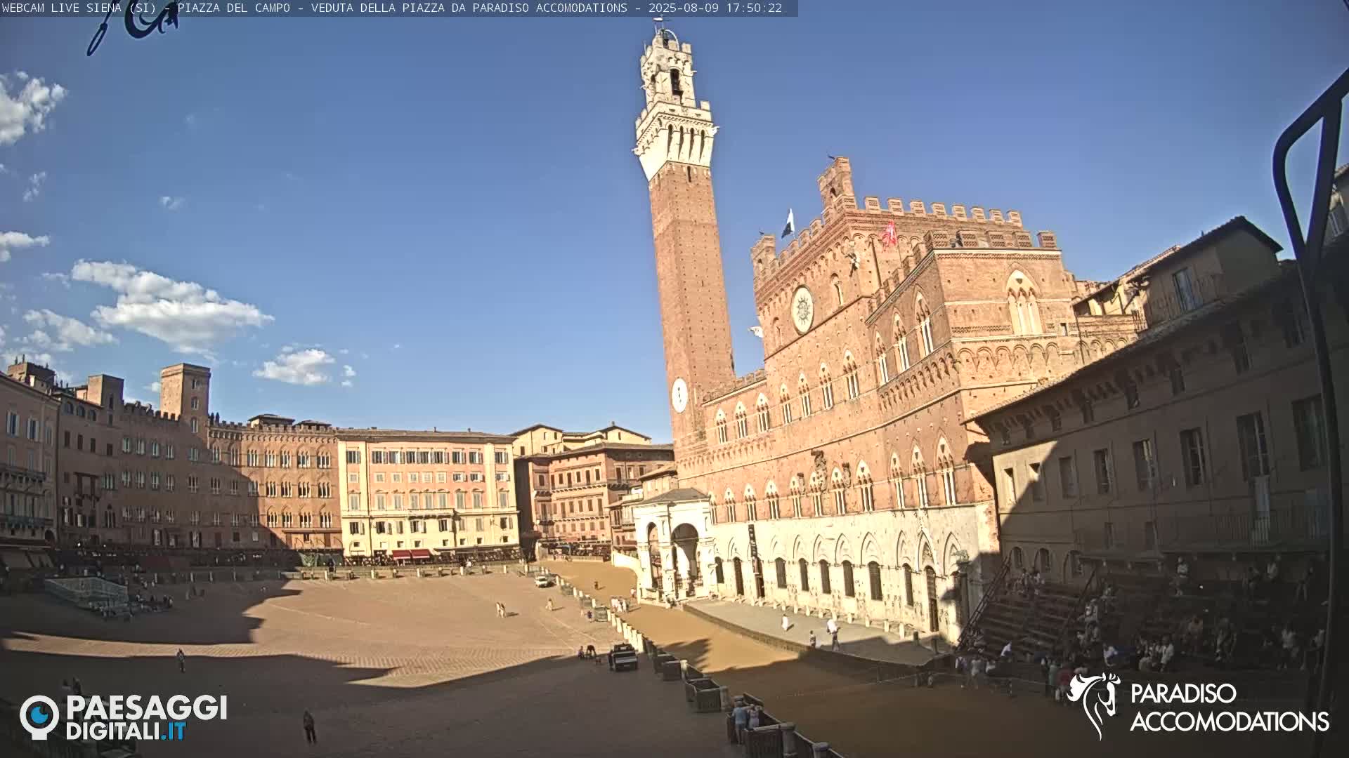 Siena , Piazza del Campo II Square Live Cam - Tuscany, Italy