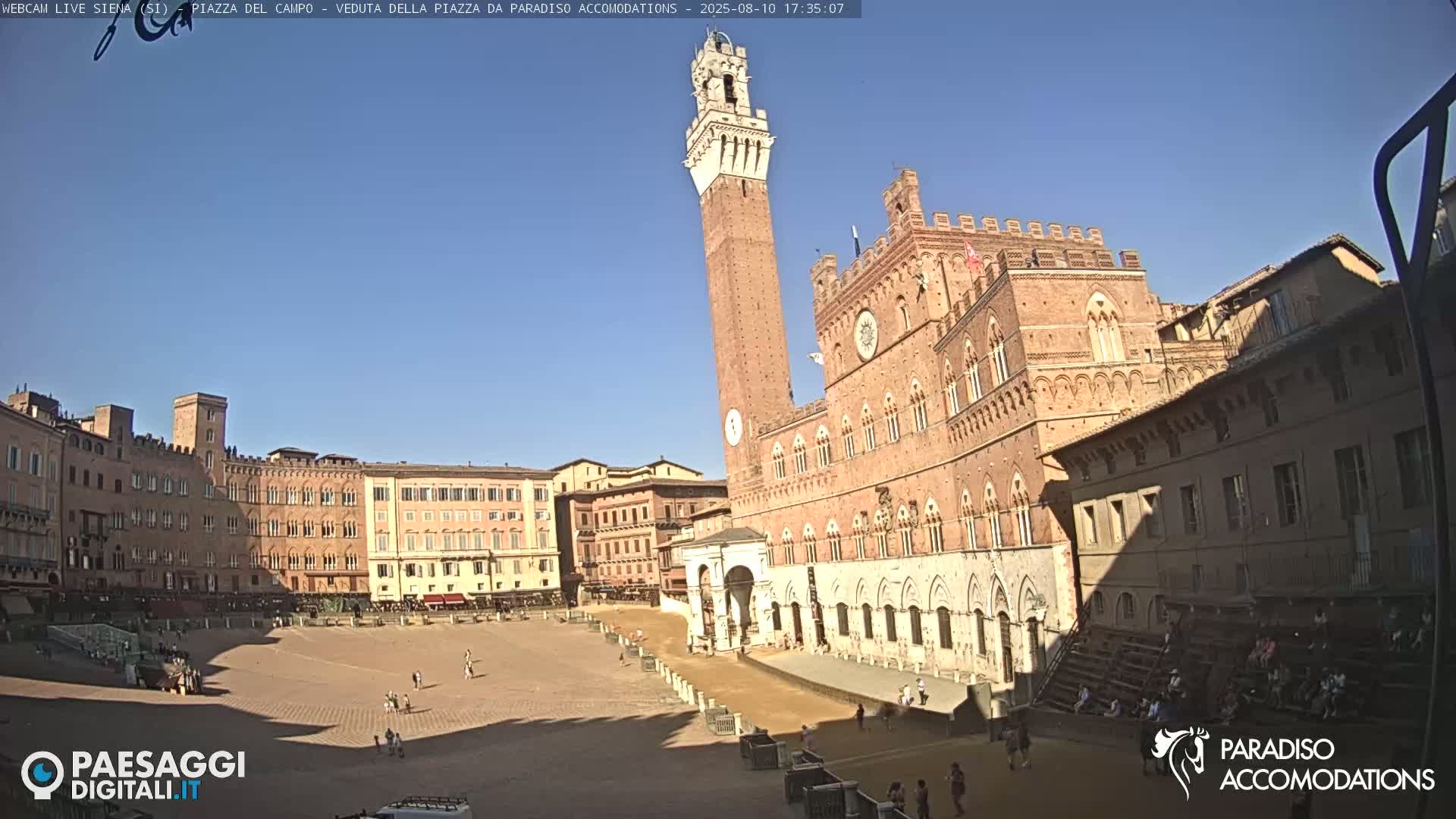 Siena , Piazza del Campo II Square Live Cam - Tuscany, Italy