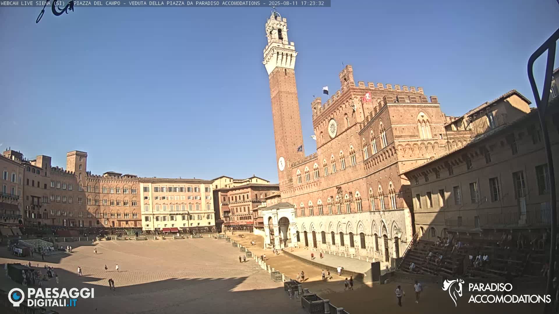 Siena , Piazza del Campo II Square Live Cam - Tuscany, Italy