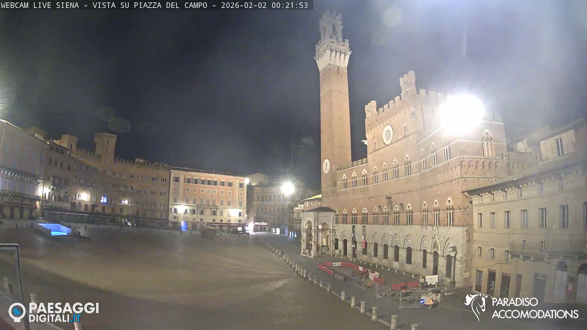 Siena , Piazza del Campo II Square Live Cam - Tuscany, Italy