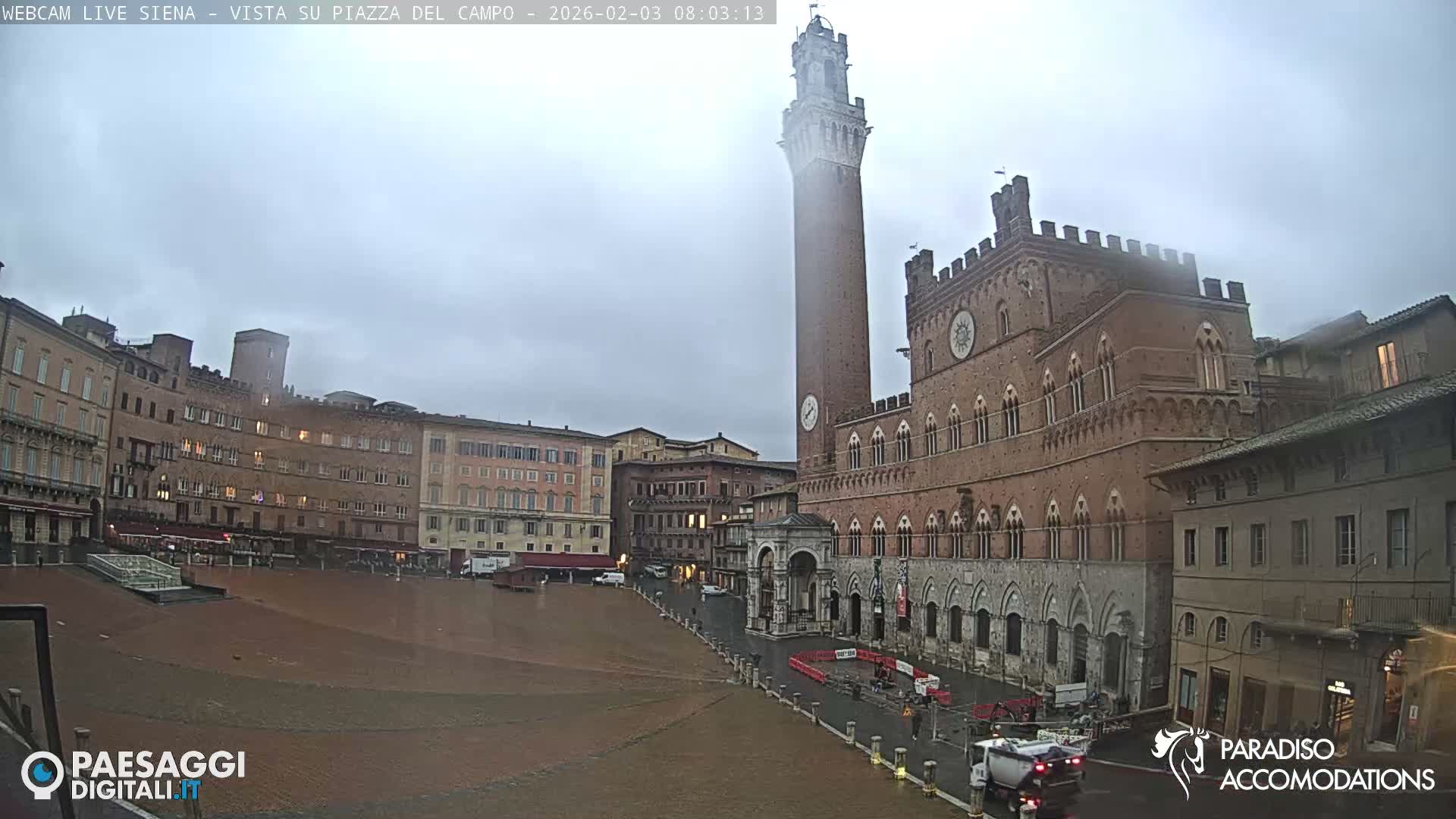 Siena , Piazza del Campo II Square Live Cam - Tuscany, Italy
